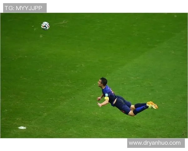 足球明星艺术创作展现荷兰风情的精彩瞬间